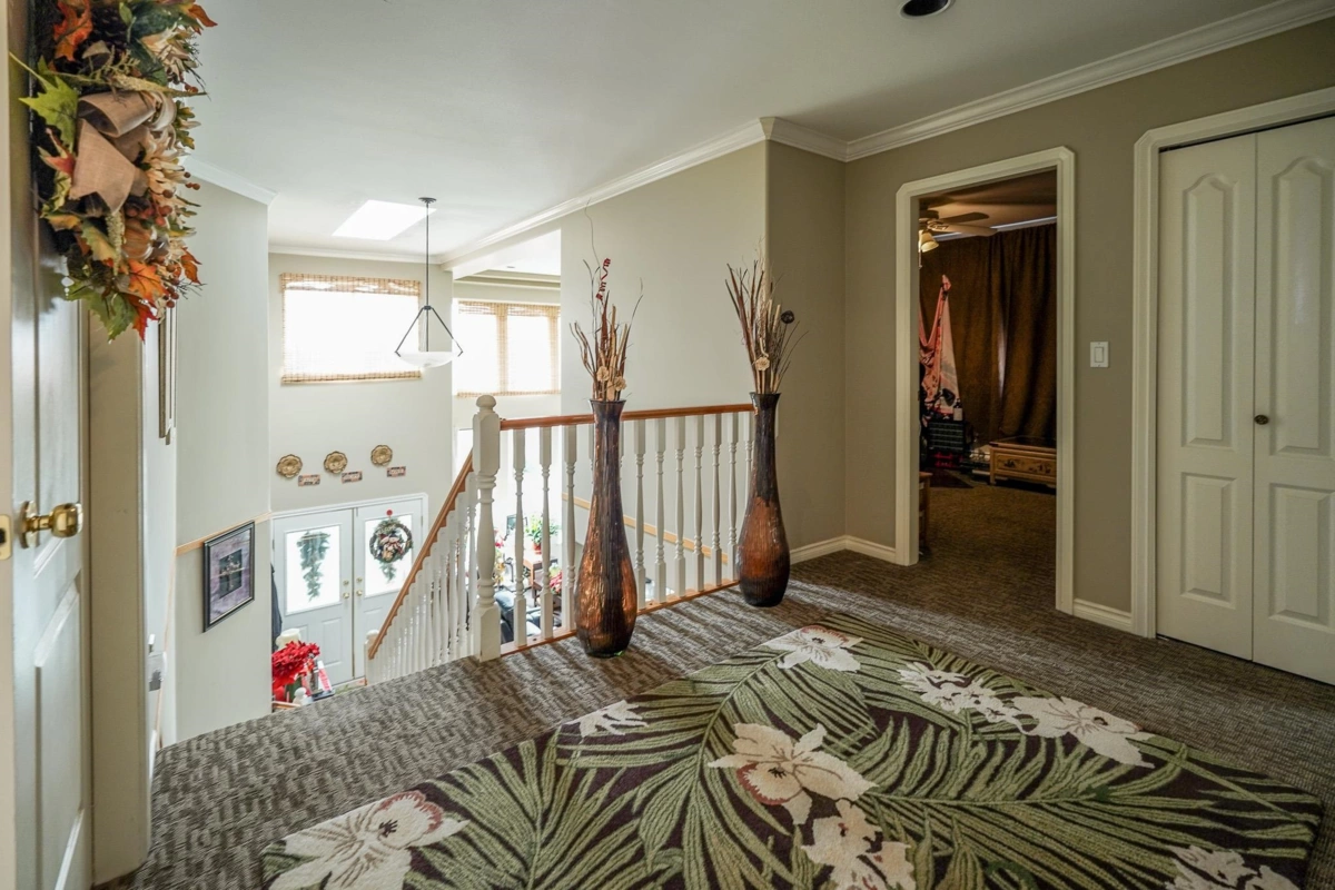 Laundry Room Photo of 35683 Timberlane Drive, Abbotsford, BC