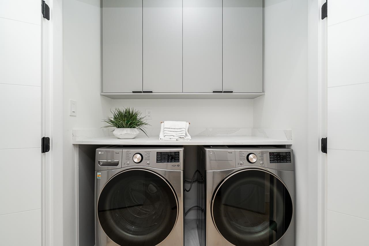 Entry Foyer Photo of 7128 204 Street, Langley, BC