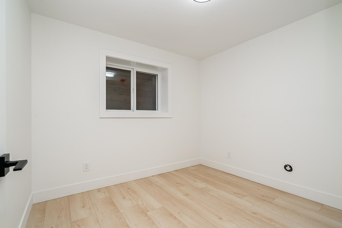 Front Yard Photo of 7128 204 Street, Langley, BC