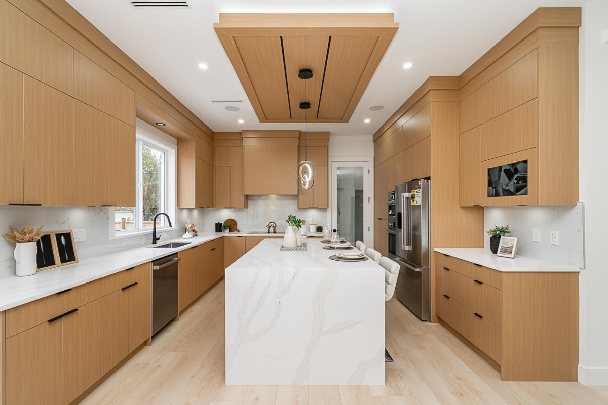 Kitchen Island Photo of 7128 204 Street, Langley, BC