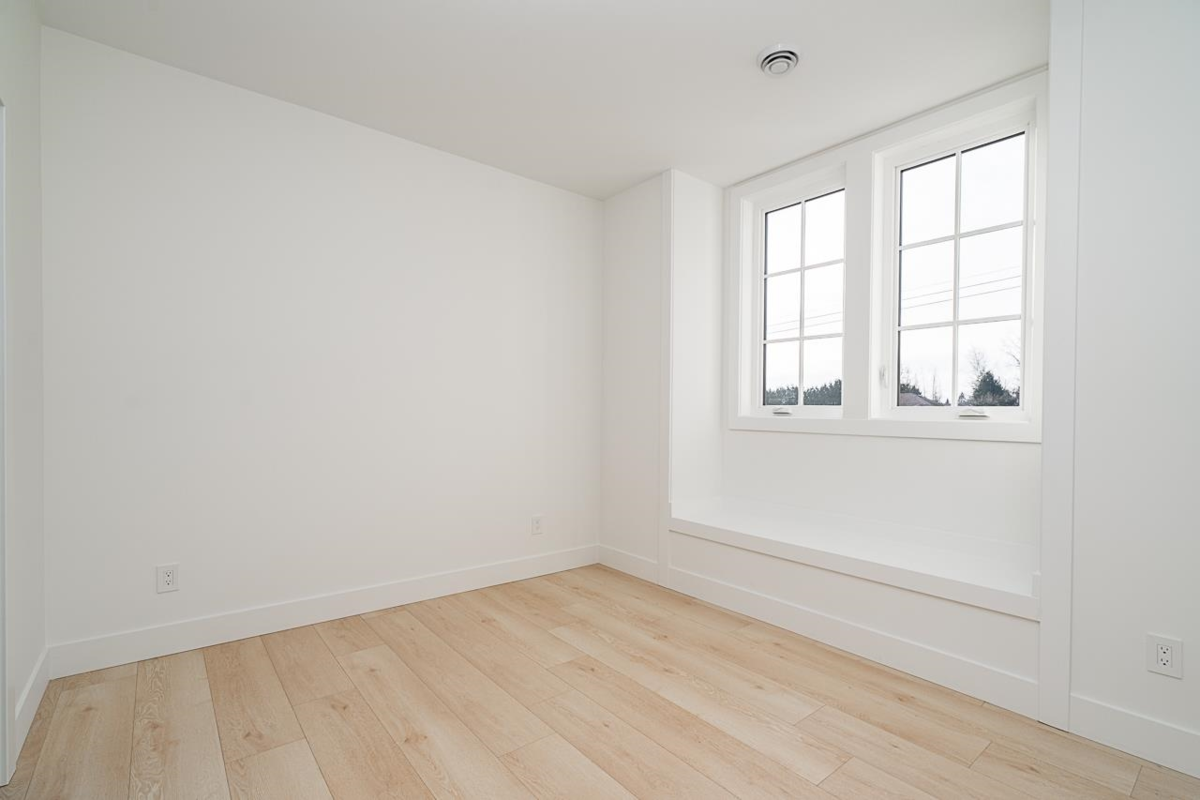 Laundry Room Photo of 7128 204 Street, Langley, BC