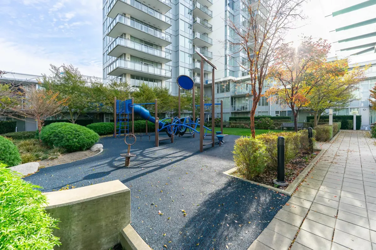 Dining Area Photo of 1704 3333 Sexsmith Road, Richmond, BC