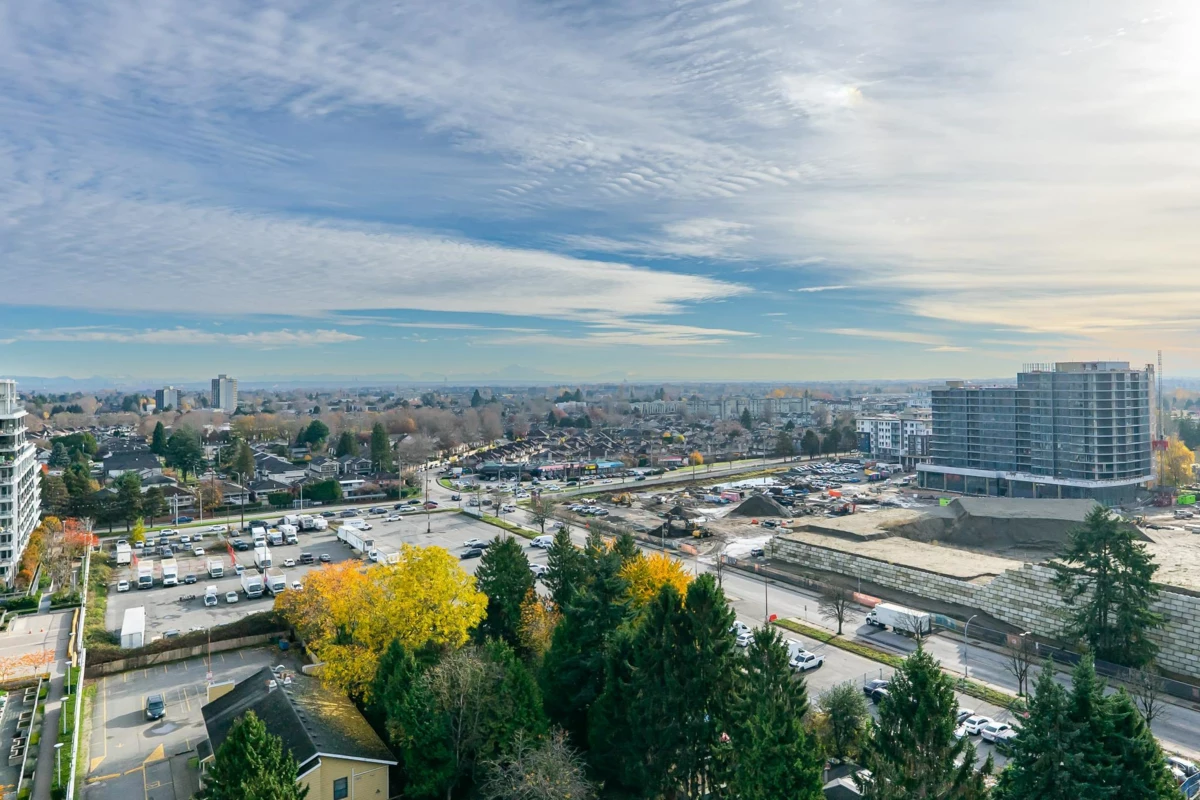 Mudroom Photo of 1704 3333 Sexsmith Road, Richmond, BC