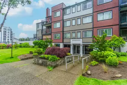 106 2344 Atkins Avenue, Port Coquitlam, BC