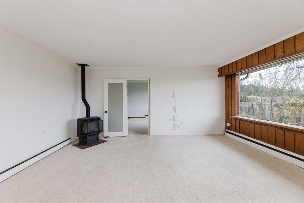 Bedroom 2 Photo of 635 Martin Road, Gibsons, BC