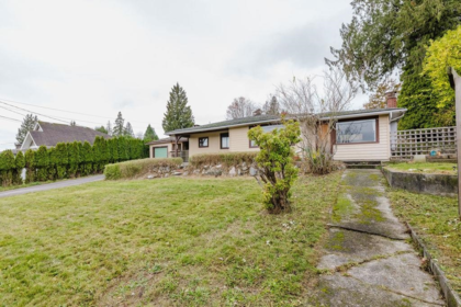 635 Martin Road, Gibsons, BC, Gibsons — Single Family Residence for sale
