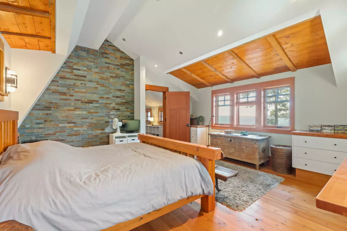 Basement Recreation Room Photo of 329 Esplanade Road, Keats Island, BC