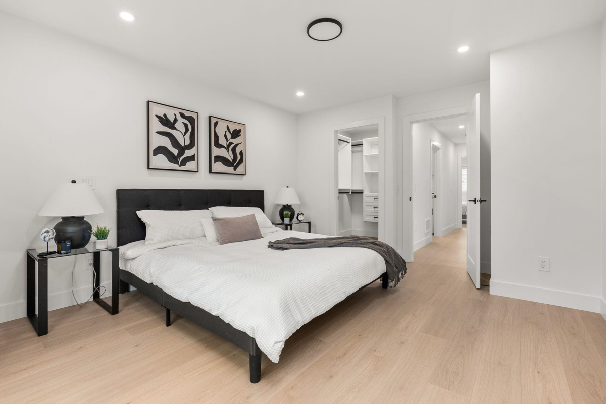 Loft / Bonus Room Photo of 1 2522 Campbell Avenue, Abbotsford, BC