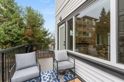 Hot Tub / Spa Photo of 1 2522 Campbell Avenue, Abbotsford, BC