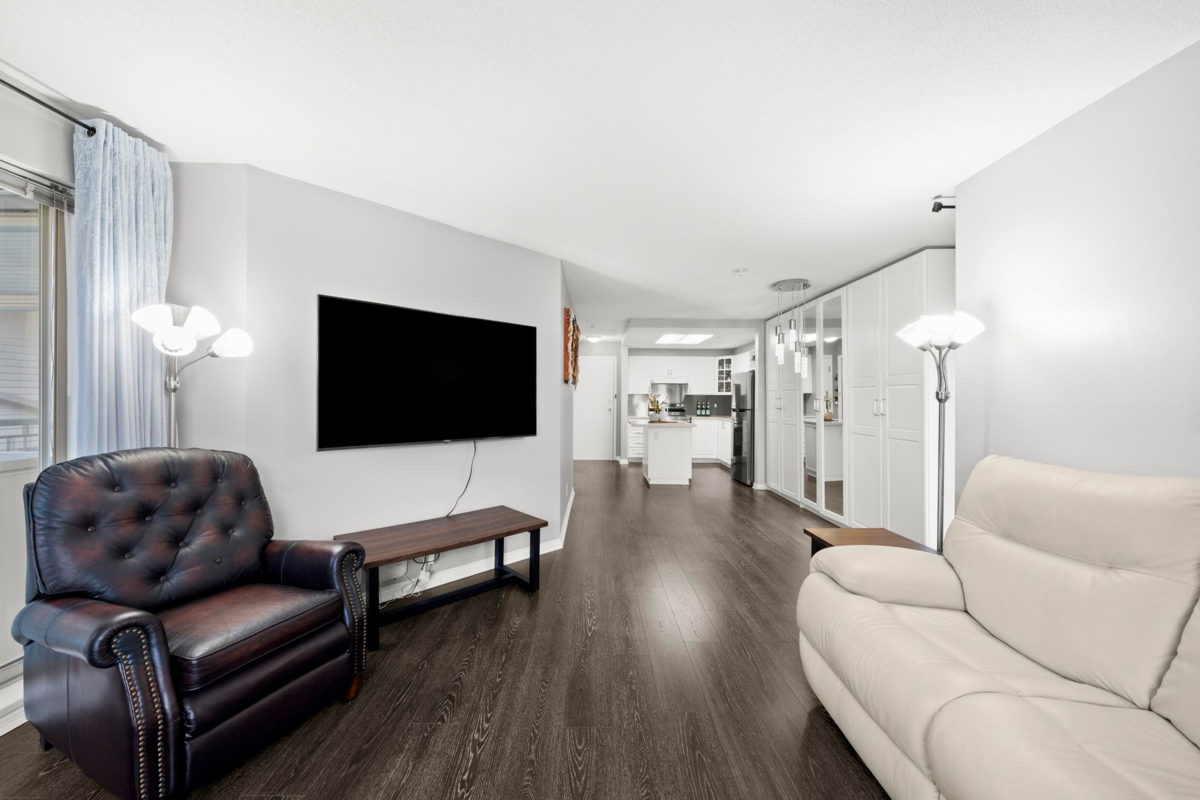 Breakfast Nook Photo of 202 1650 Grant Avenue, Port Coquitlam, BC