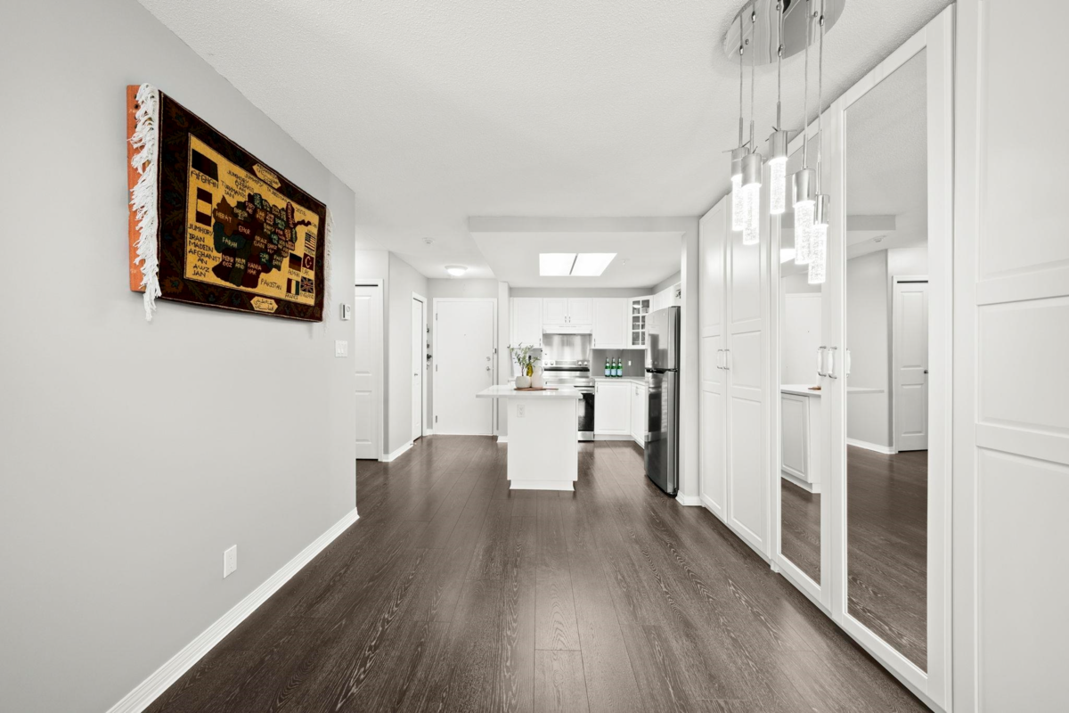 Kitchen Photo of 202 1650 Grant Avenue, Port Coquitlam, BC