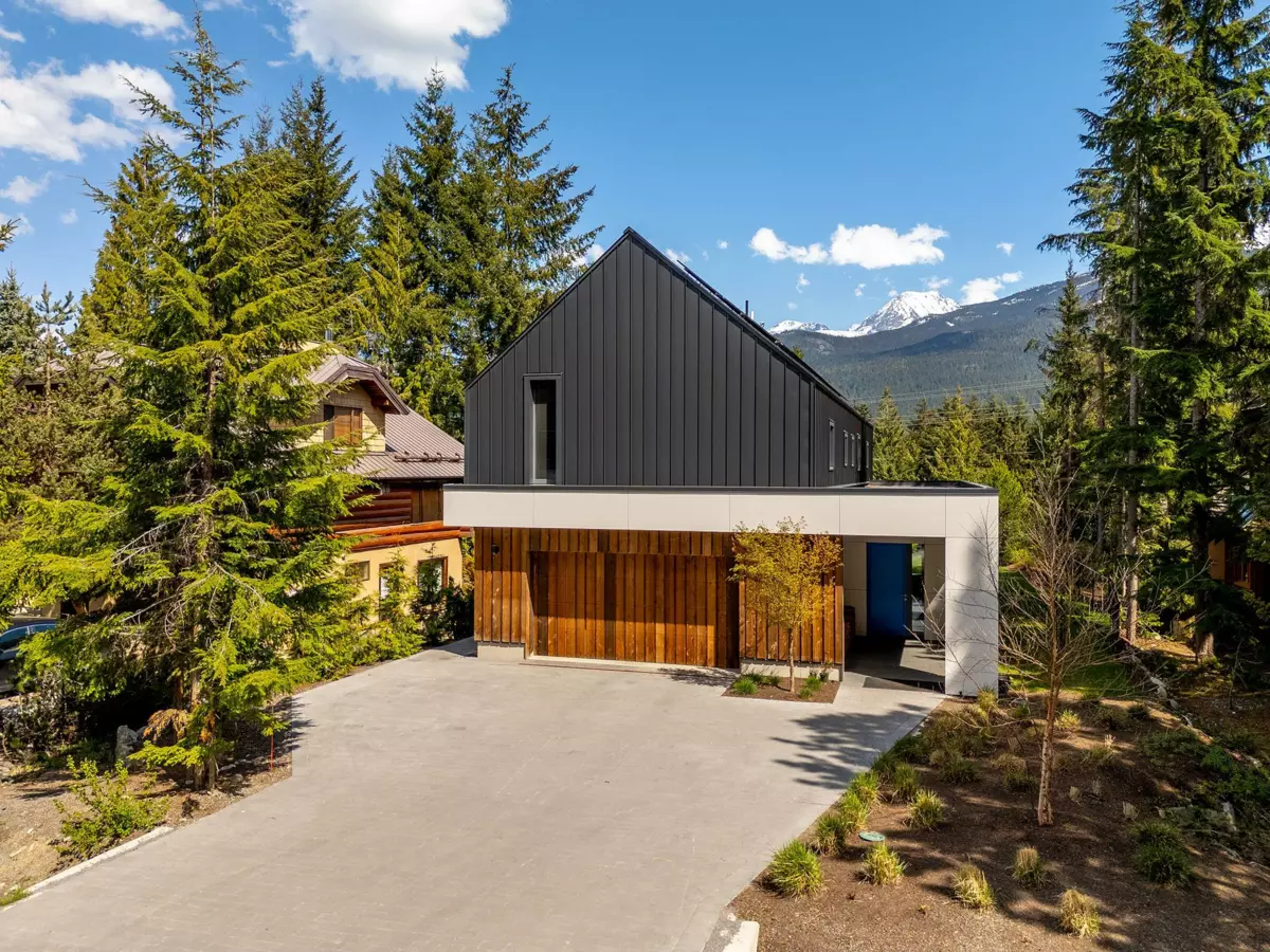 Outdoor Deck Photo of 6187 Eagle Drive, Whistler, BC