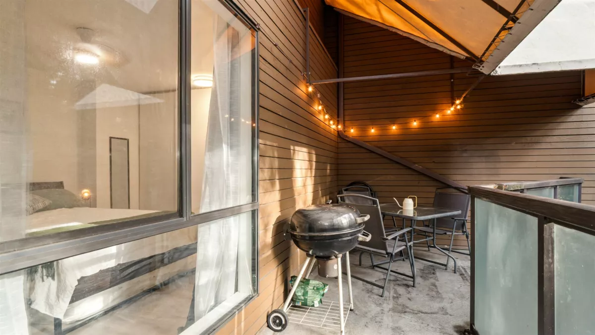 Mudroom Photo of 318 1345 W 15th Avenue, Vancouver, BC