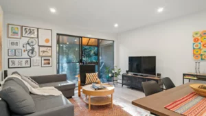 318 1345 W 15th Avenue, Vancouver, BC