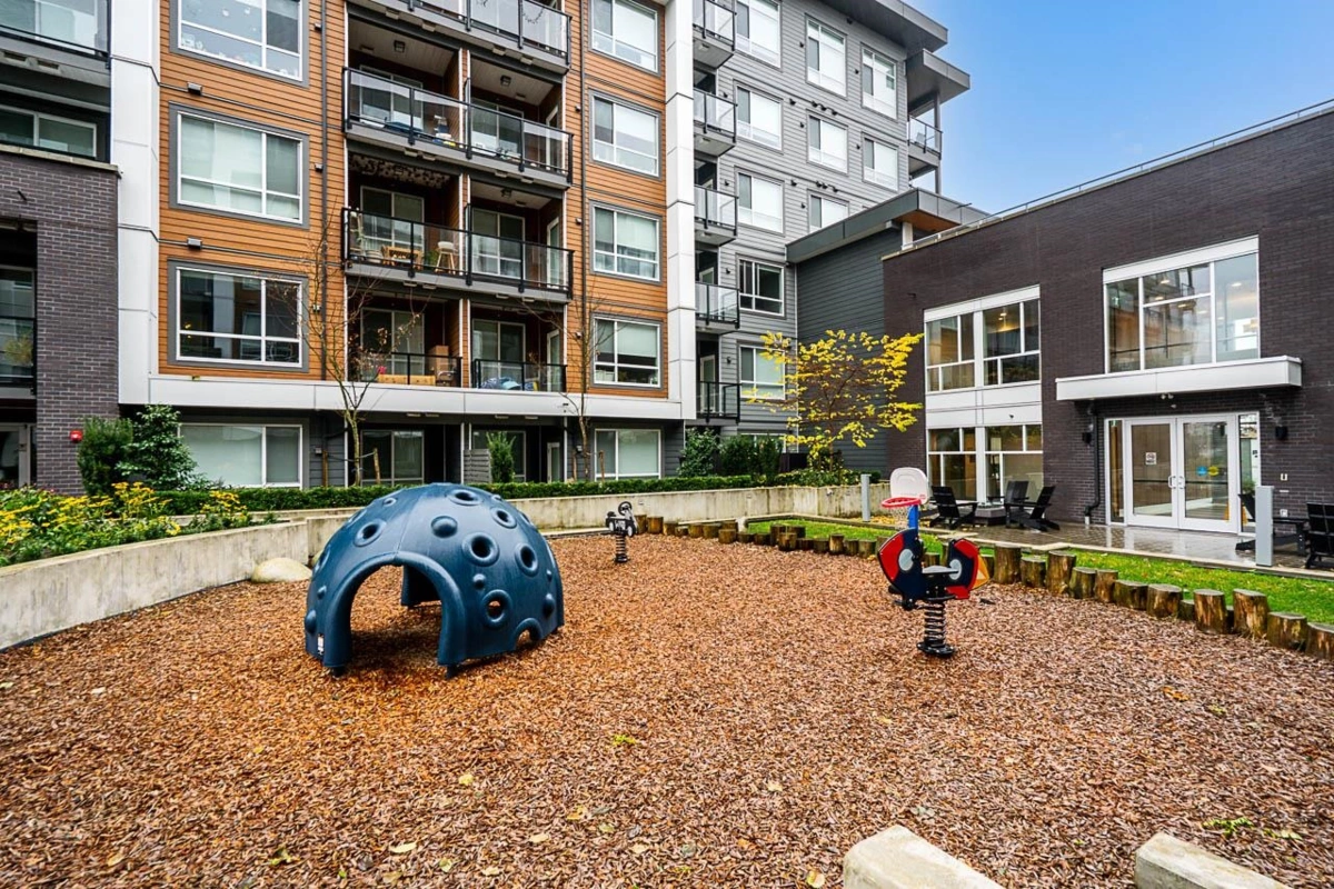 Outdoor Deck Photo of A615 20834 80 Avenue, Langley, BC