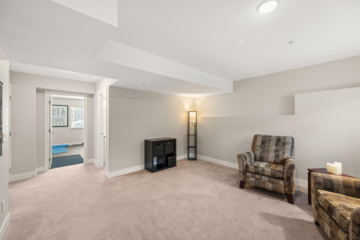 Staircase Photo of 13668 232 Street, Maple Ridge, BC