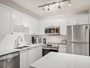 Kitchen Island Photo of 7 4385 Northlands Boulevard, Whistler, BC