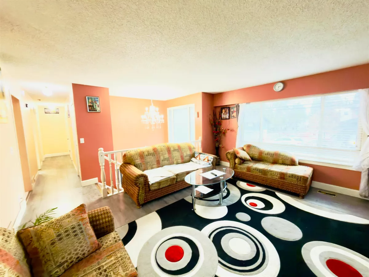 Family Room Photo of 9453 118 Street, Delta, BC