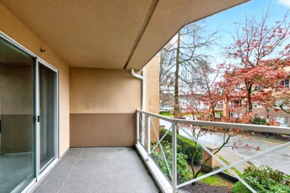Mudroom Photo of 227 2551 Parkview Lane, Port Coquitlam, BC