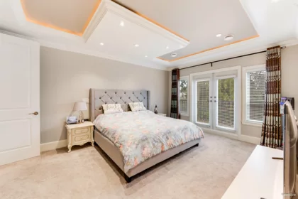Entry Foyer Photo of 5011 Colbeck Road, Richmond, BC