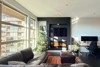 219 3606 Aldercrest Drive, North Vancouver, BC