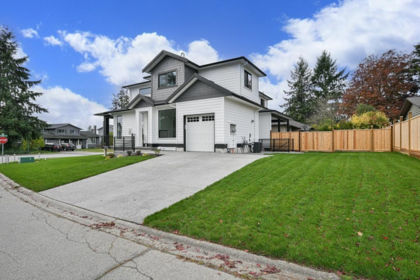 Swimming Pool Photo of 10739 Vista Place, Delta, BC