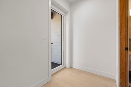 Hallway Photo of 3218 W 39th Avenue, Vancouver, BC