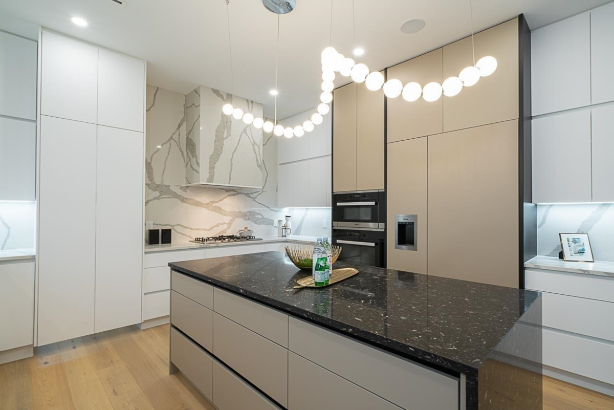 Family Room Photo of 5655 Portland Street, Burnaby, BC