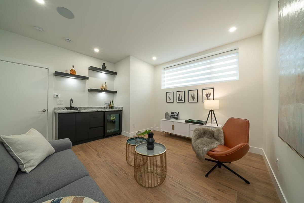 Kitchen Island Photo of 5655 Portland Street, Burnaby, BC