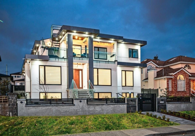 5655 Portland Street, Burnaby, BC, South Slope — 9 bed single family residence for sale