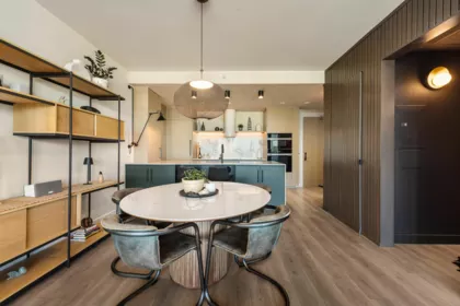 Kitchen Island Photo of 805 1616 Columbia Street, Vancouver, BC