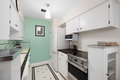 Walk-In Closet Photo of 204 1565 Burnaby Street, Vancouver, BC