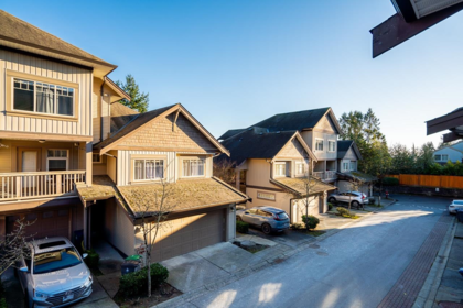 Guest Bathroom Photo of 25 6238 192 Street, Surrey, BC