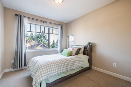 Hallway Photo of 25 6238 192 Street, Surrey, BC