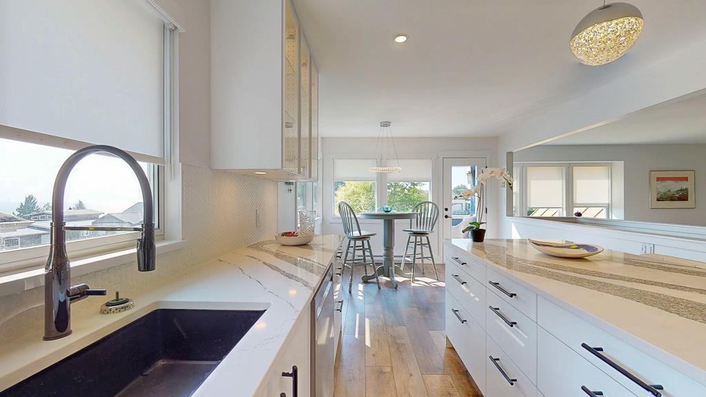 Family Room Photo of 4868 Bluegrouse Drive, Sechelt, BC