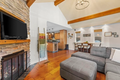 Dining Area Photo of 311 Spruce Street, Cultus Lake, BC