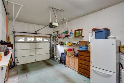 Basement Recreation Room Photo of 1881 160 Street, Surrey, BC