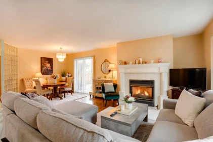 Kitchen Photo of 1881 160 Street, Surrey, BC