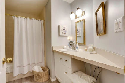 Office / Den Photo of 1881 160 Street, Surrey, BC