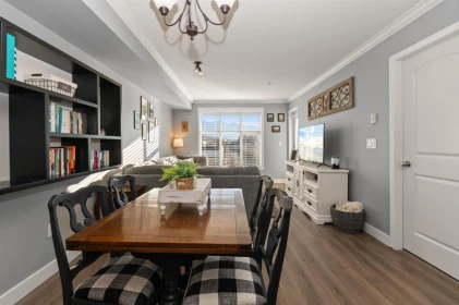 Breakfast Nook Photo of 314 45645 Knight Road, Chilliwack, BC