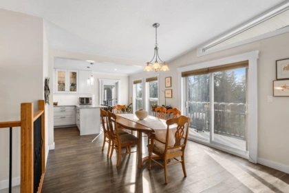 Breakfast Nook Photo of 224 April Road, Port Moody, BC