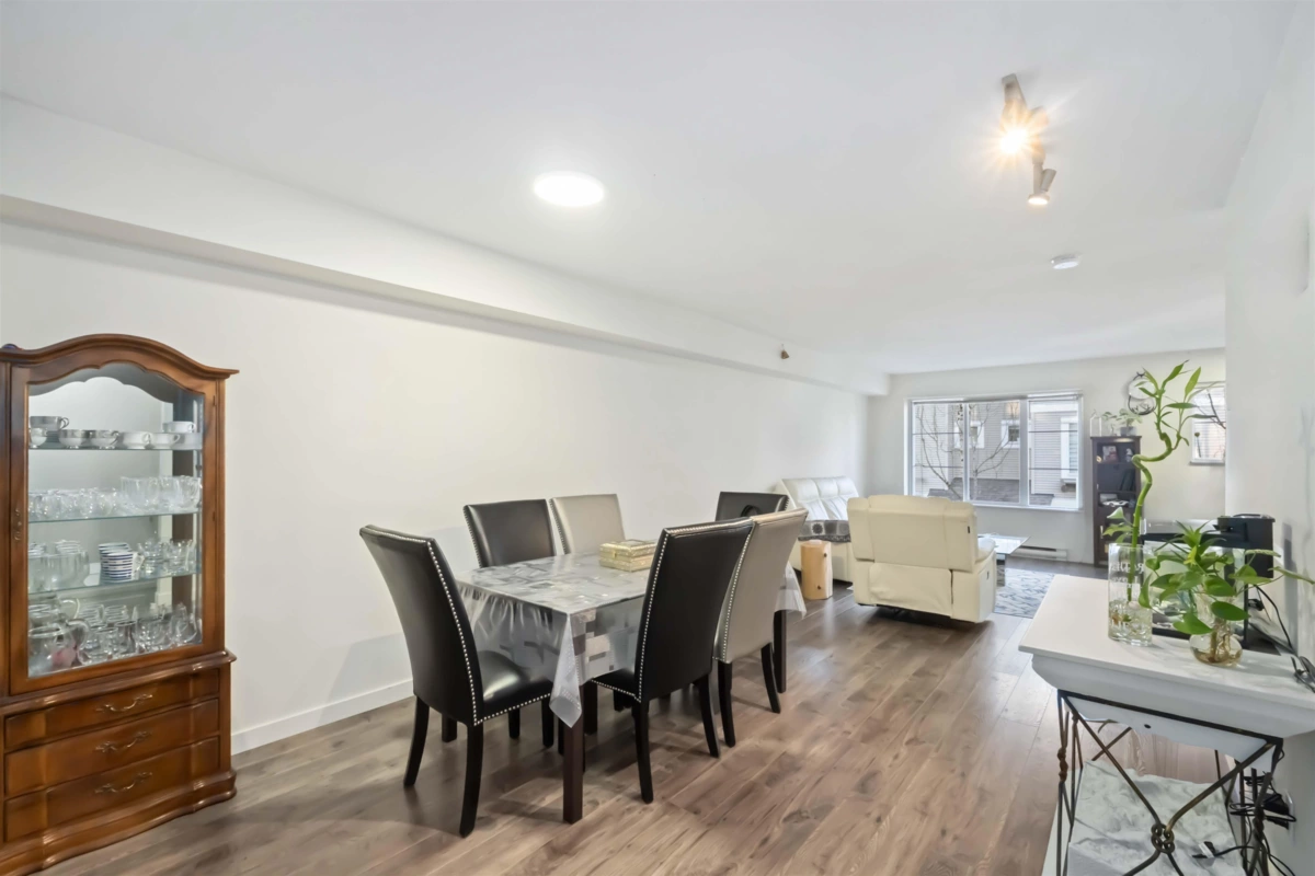 Breakfast Nook Photo of #23 15155 62a Avenue, Surrey, BC