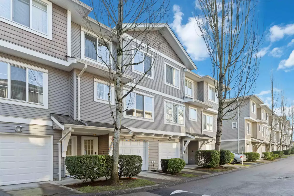 Living Room Photo of #23 15155 62a Avenue, Surrey, BC