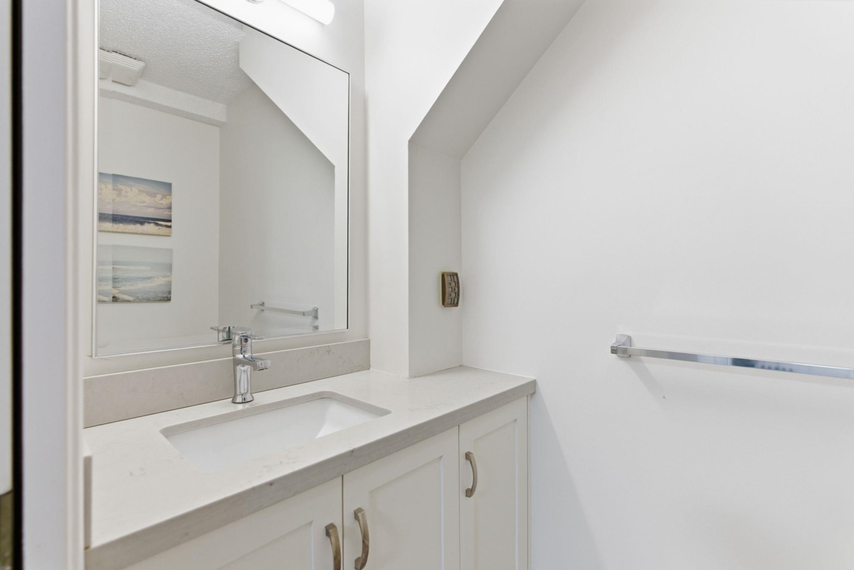 Laundry Room Photo of 6853 Chalet Court, Delta, BC