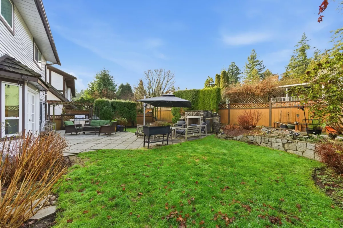 Swimming Pool Photo of 6853 Chalet Court, Delta, BC