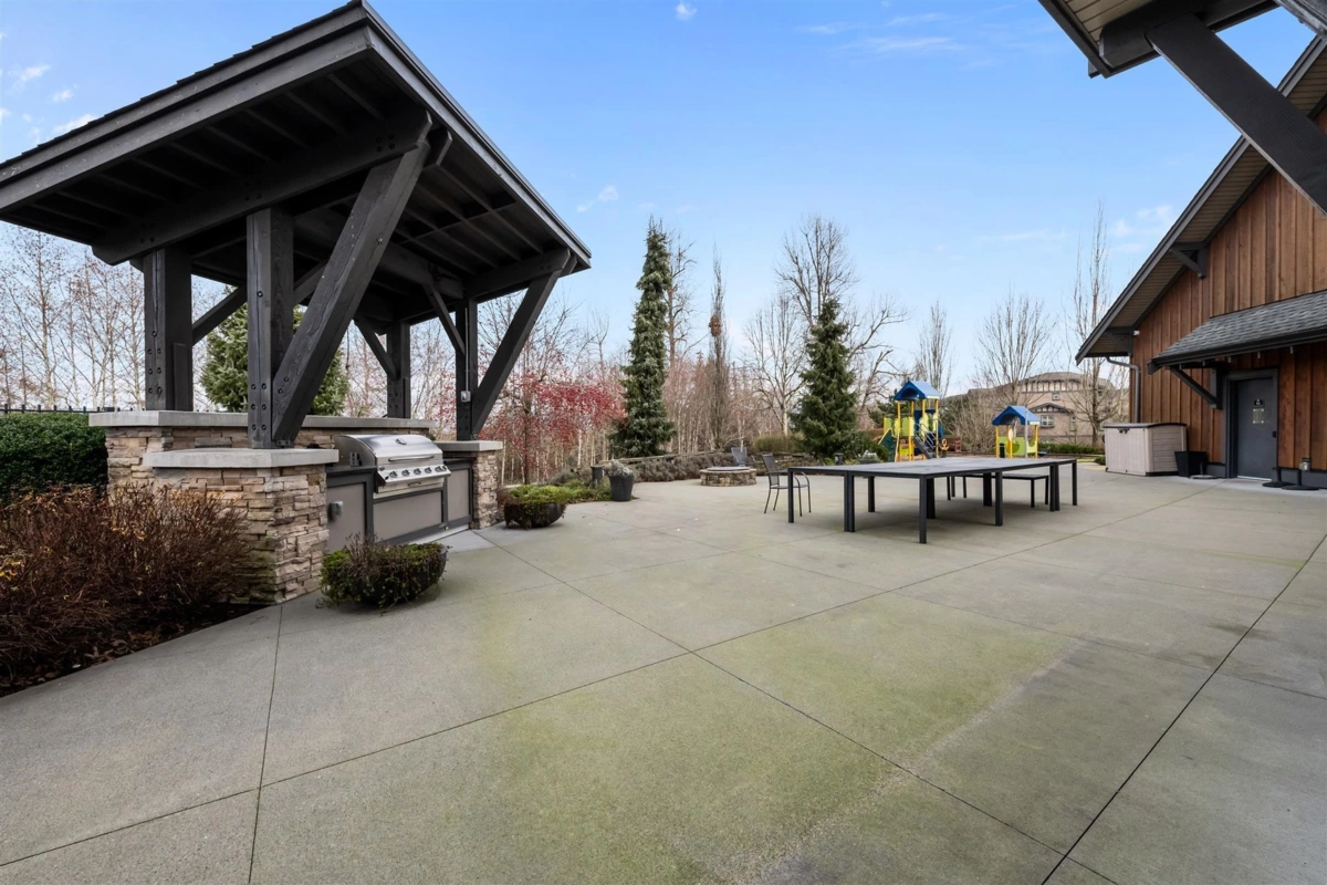 Garage Interior Photo of 211 31158 Westridge Place, Abbotsford, BC