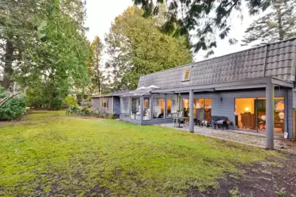 Backyard Photo of 4943 Cliff Drive, Delta, BC