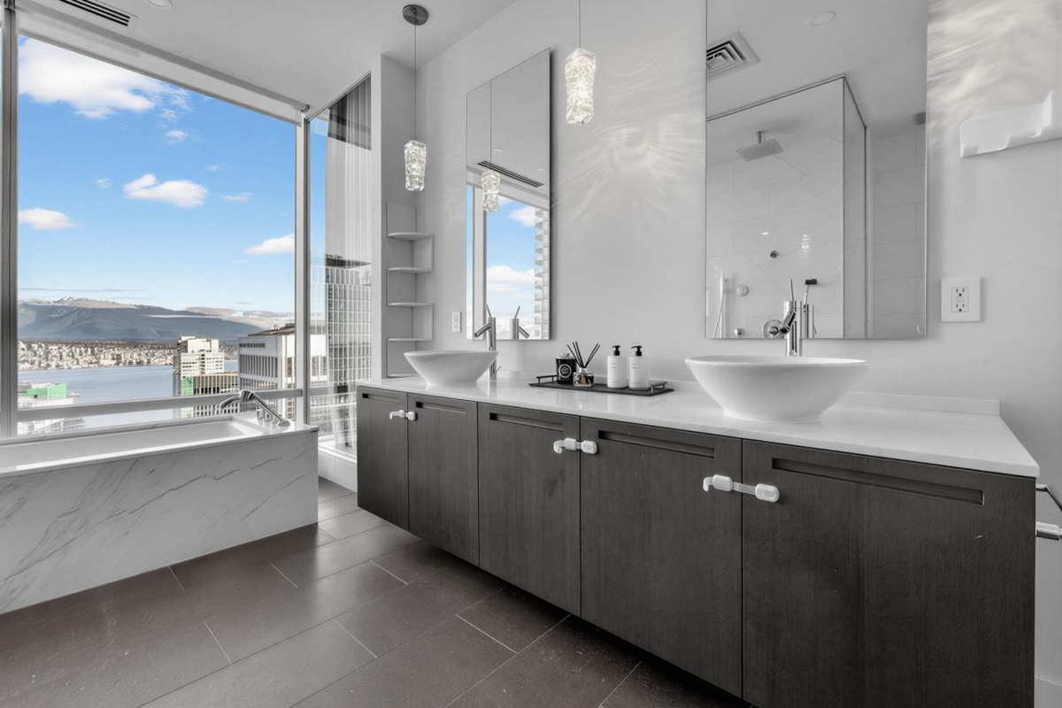 Bedroom 4 Photo of 4401 1128 W Georgia Street, Vancouver, BC