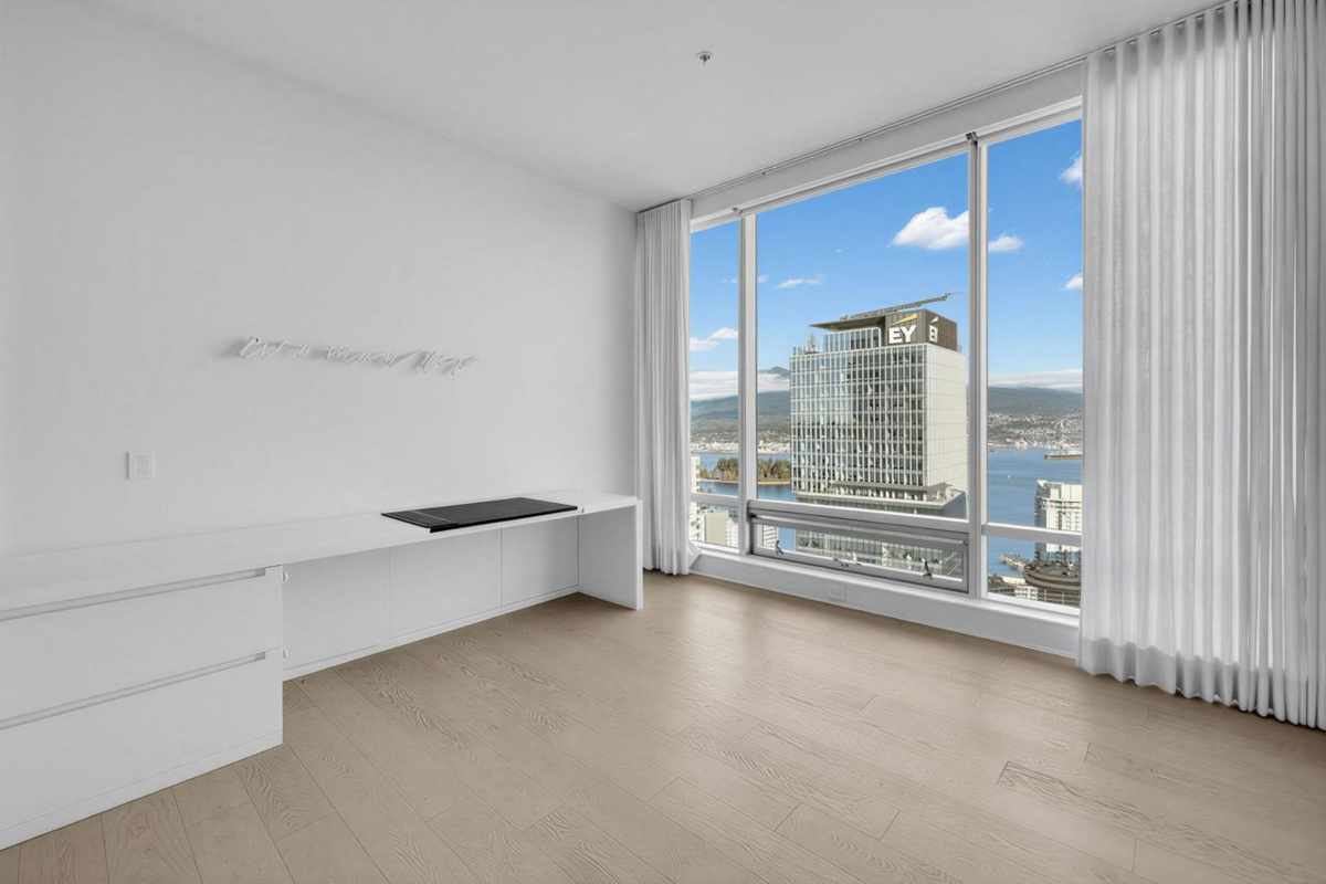 Office / Den Photo of 4401 1128 W Georgia Street, Vancouver, BC