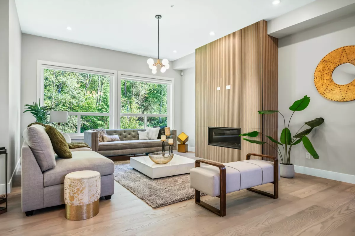 Living Room Photo of 24469 Jenewein Drive, Maple Ridge, BC
